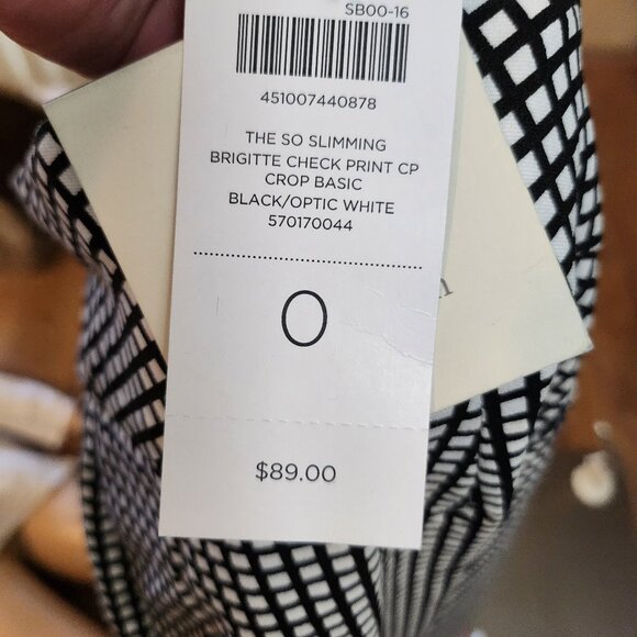 NWT - Chico's So Slimming Size 0 (medium) crop pants black and white pattern - Picture 11 of 13